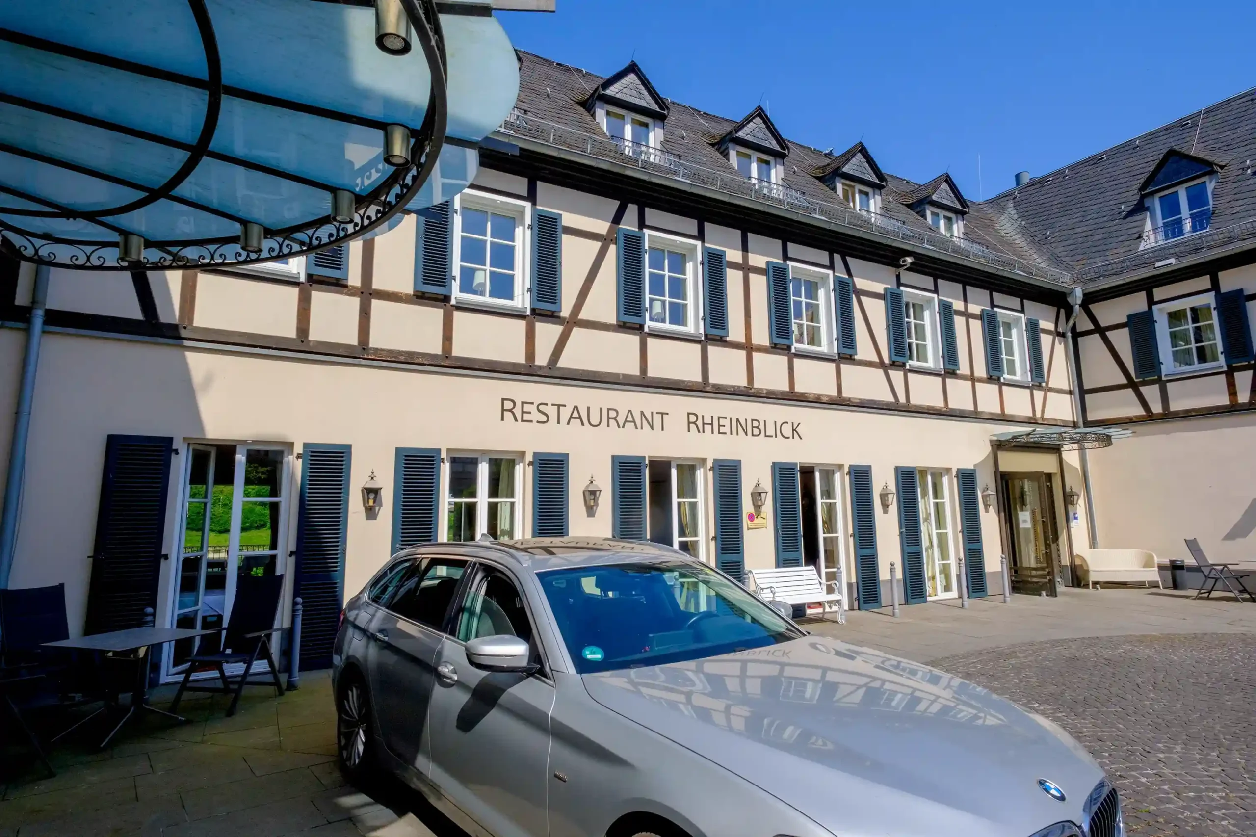 Freie Trauung im Rheinhotel Schulz – Heiraten mit Blick auf den Rhein